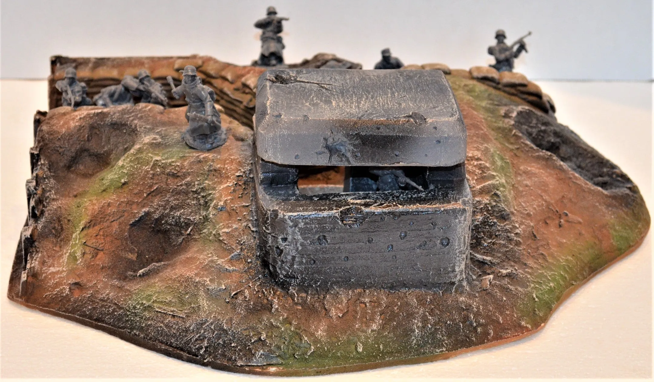 Atherton Scenics Painted WWII Trench with Concrete Bunker Right End Cap