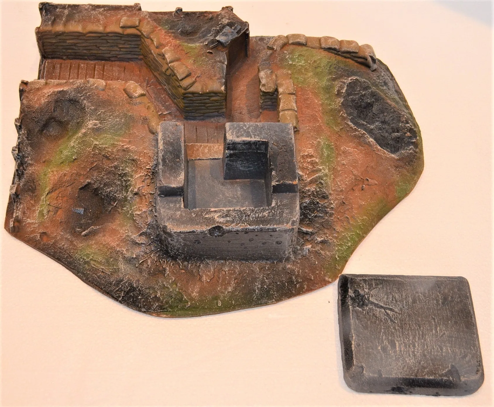 Atherton Scenics Painted WWII Trench with Concrete Bunker Right End Cap