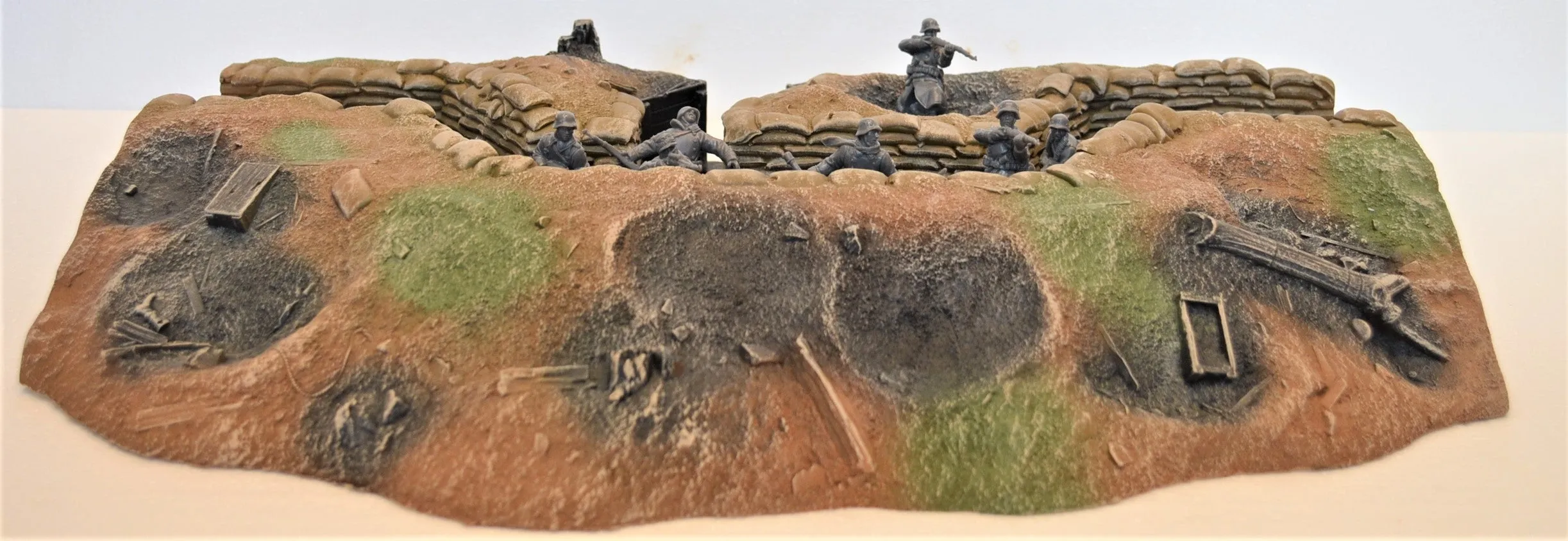 Atherton Scenics Painted WWII WWI Center Interior Trench