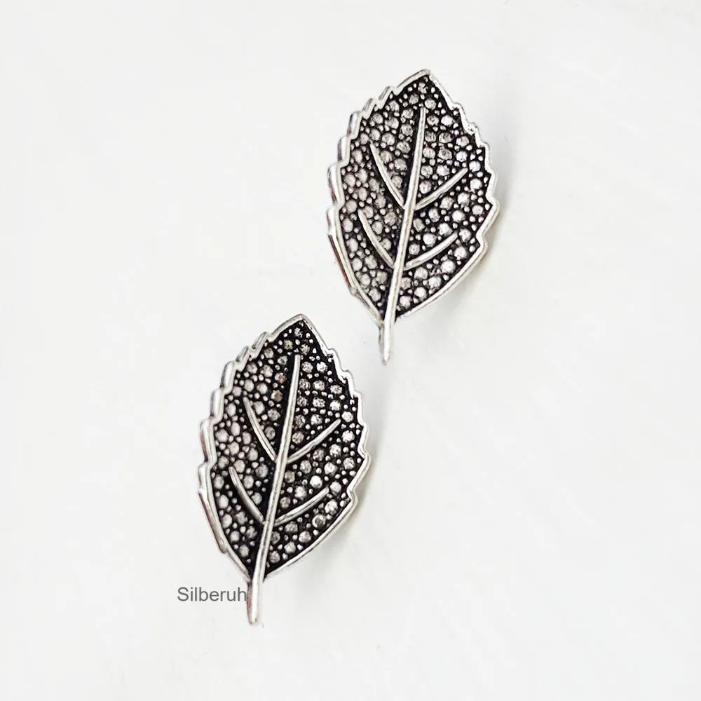 Leaf Silver Stud